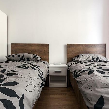 Modern Apartment In Lviv Historic Centre المظهر الخارجي الصورة