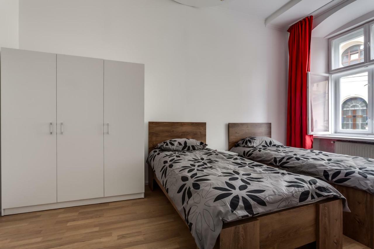 Modern Apartment In Lviv Historic Centre المظهر الخارجي الصورة